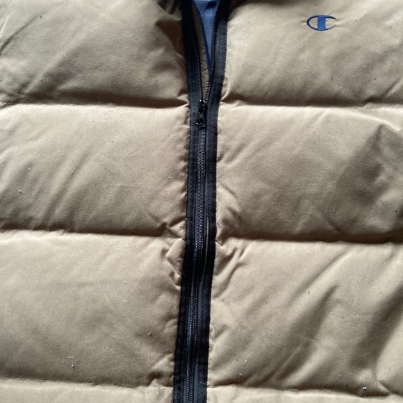 Champion Down Vest XXL - Picture 4 of 6